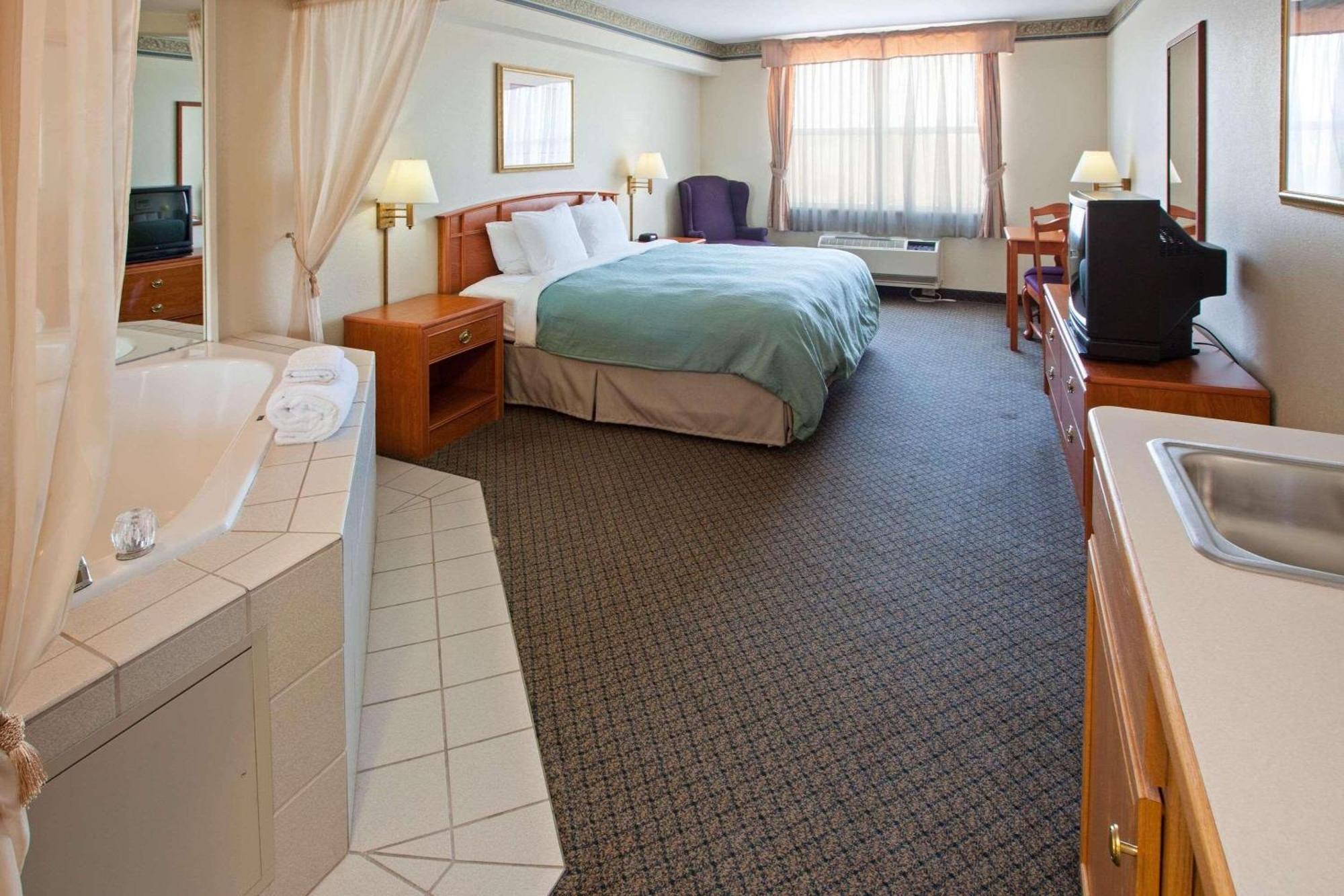 Country Inn & Suites By Radisson, Lansing, Mi Εξωτερικό φωτογραφία