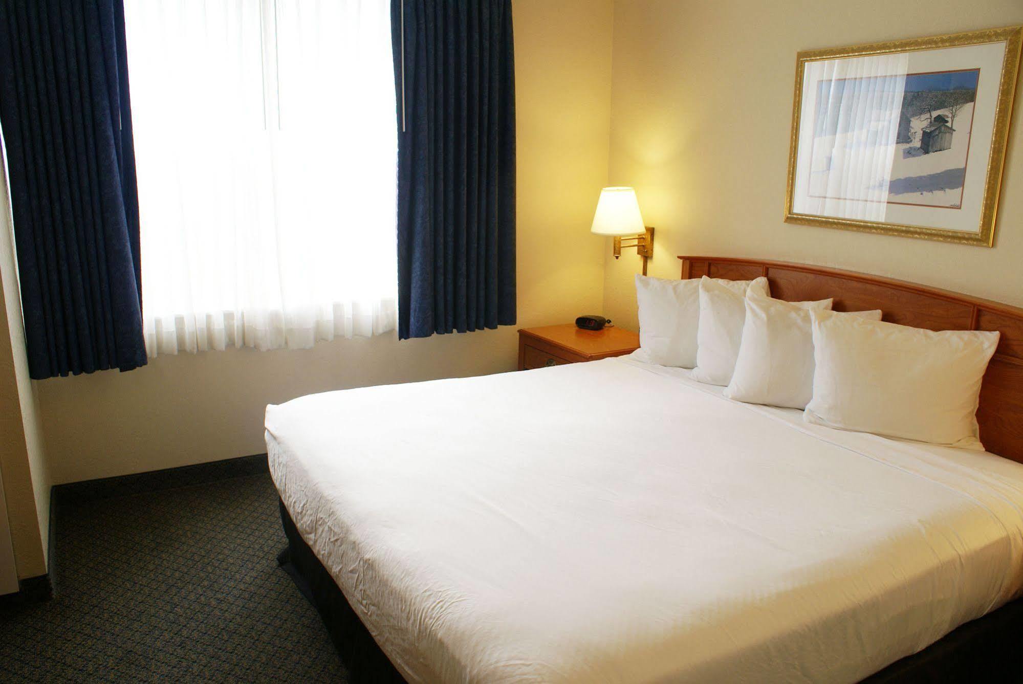 Country Inn & Suites By Radisson, Lansing, Mi Εξωτερικό φωτογραφία